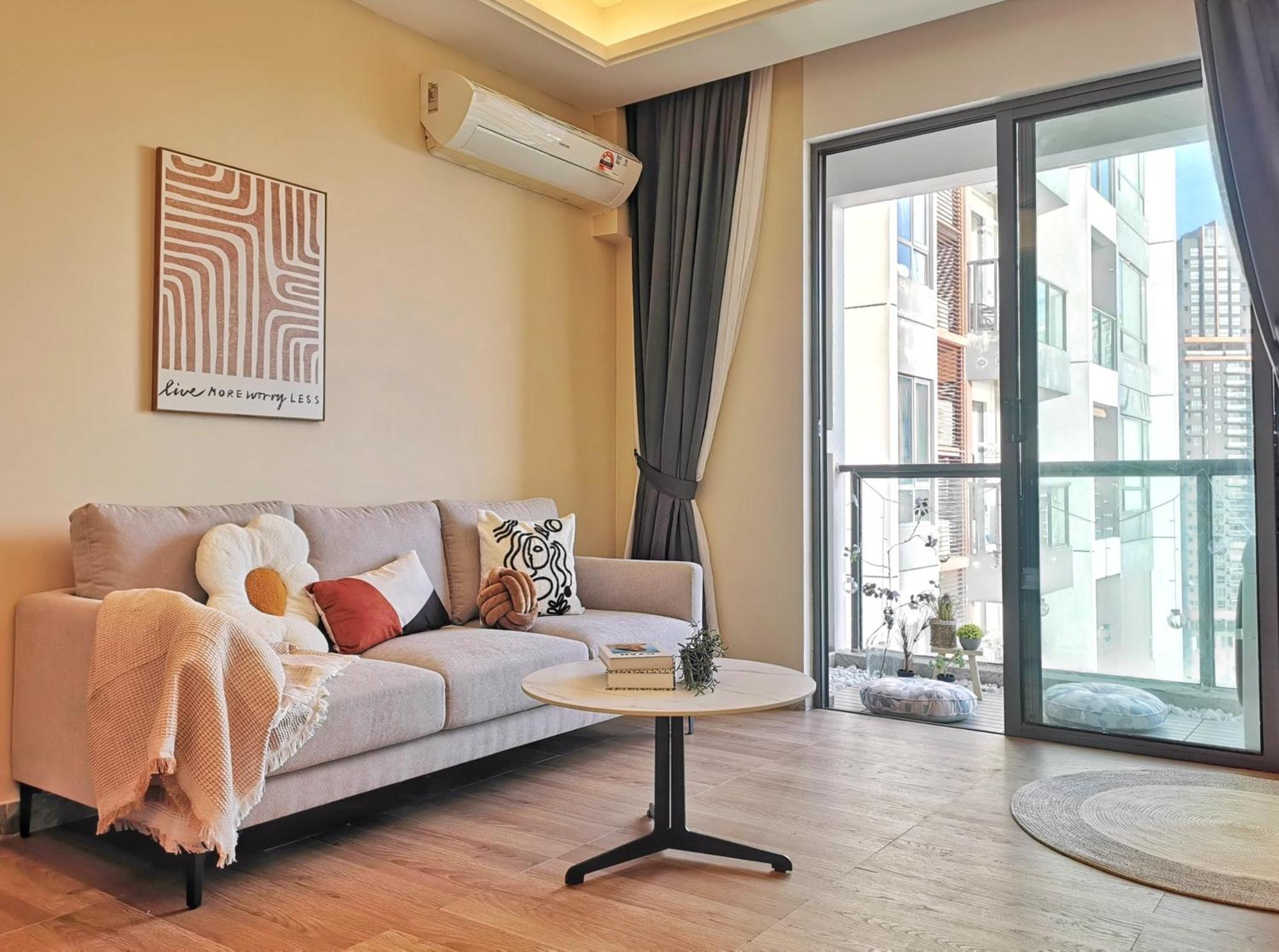 Yussy Homestay At R&F Princess Cove Johor Bahru Buitenkant foto