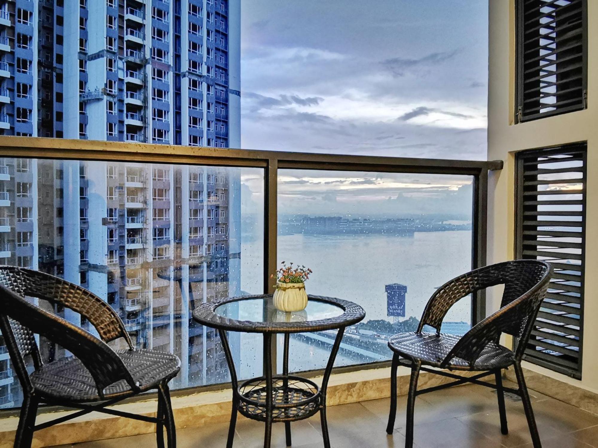 Yussy Homestay At R&F Princess Cove Johor Bahru Buitenkant foto